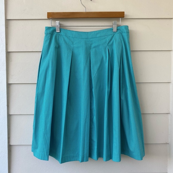 TALBOTS • NWT Turquoise and White Polka Dot A Line Pleated Skirt size 8P - Picture 6 of 16